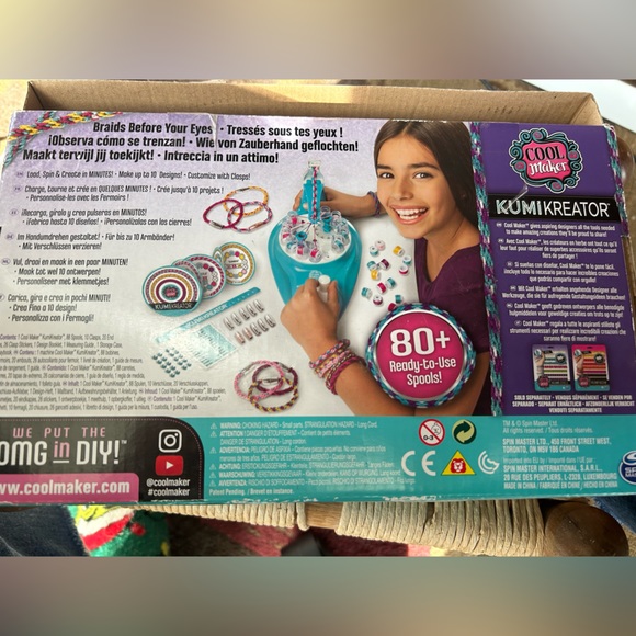 Cool Maker Kumi Creator Breakthrough Bracelet Maker. Never Used. Has all parts. - Picture 2 of 11